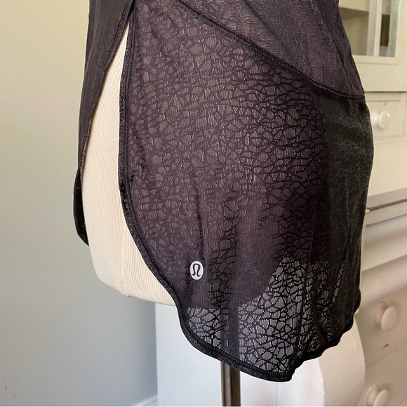 Lululemon Twist & Train Tank in Black Mesh - Picture 10 of 15